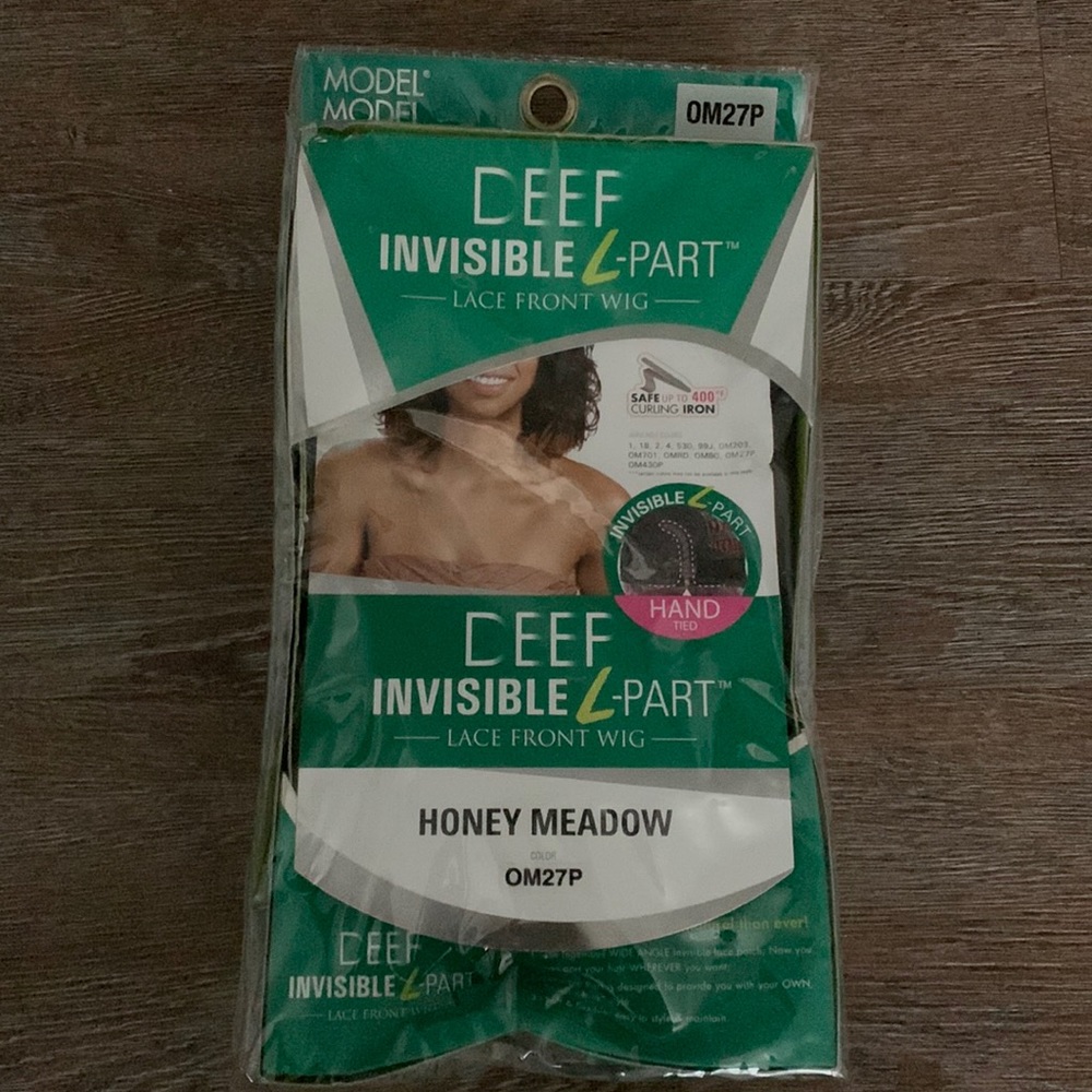 Cute Honey blonde Ombré Synthetic Bob Wig